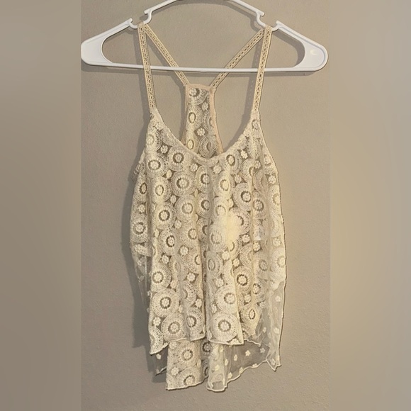 En Créme Tops - NWT En Creme Strappy Cream Lace Embroidered Sheer Tank Top Size M Razorback